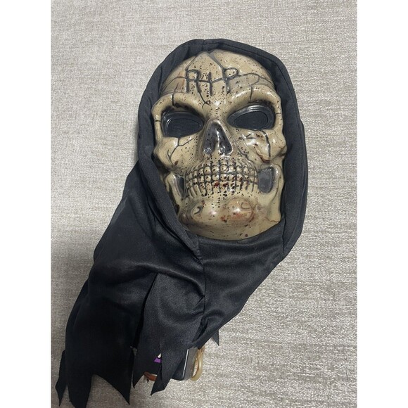 Halloween Skull Mask Adult Black Hood Blood Pump Not Working - Picture 1 of 7